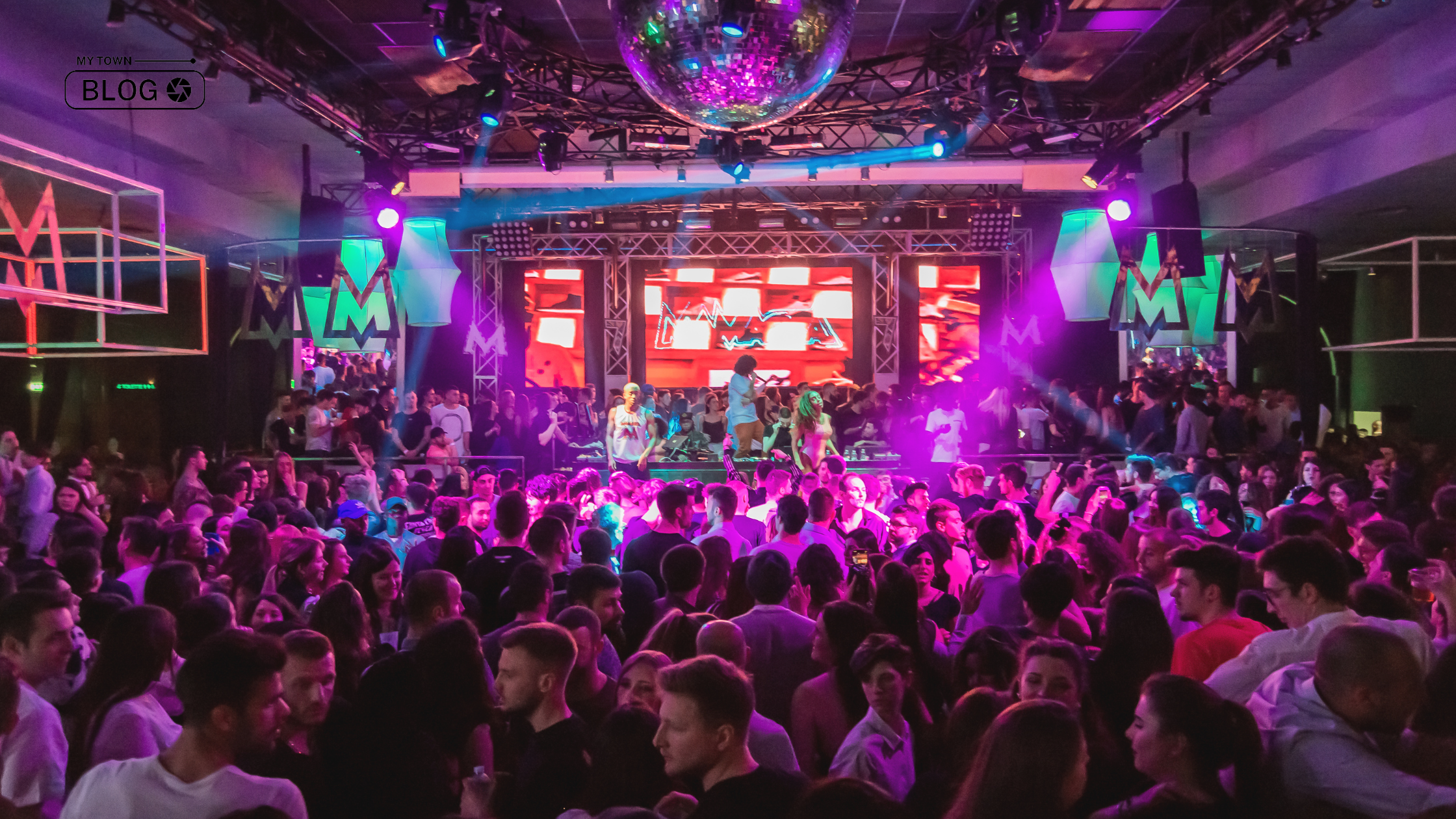 Discover The Hottest Nightlife Scenes: Top 10 Best Clubs in Delhi