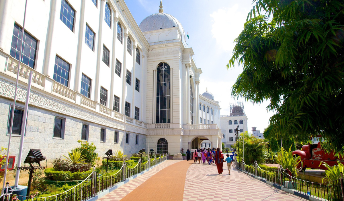 Discovering the Rich History of Hyderabad: A Guide to the Top 10 Museums to Visit
