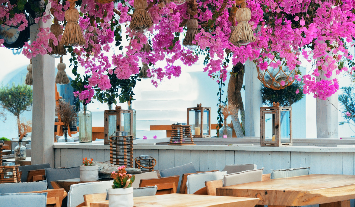 8 Adorable Cafes in West Delhi That We All Miss Hanging Out With Our Group