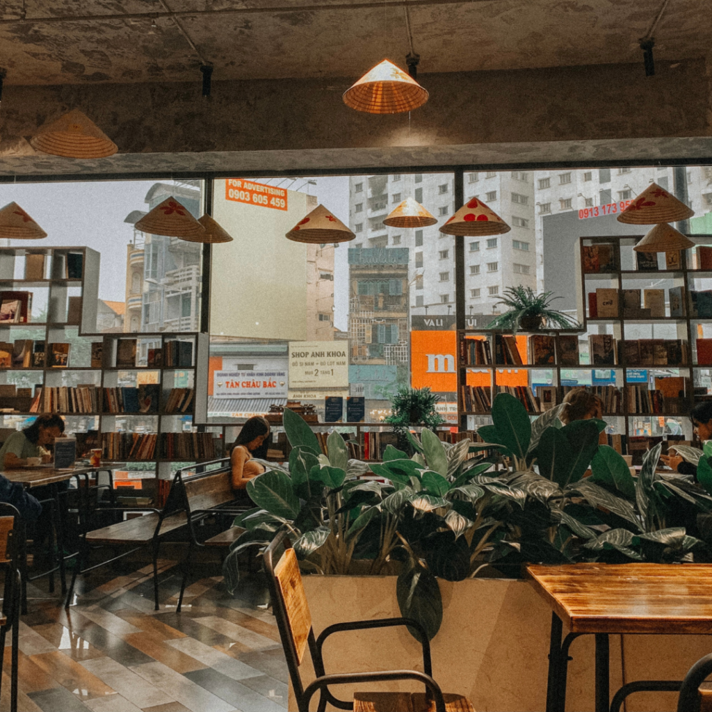 Cozy Book Cafe