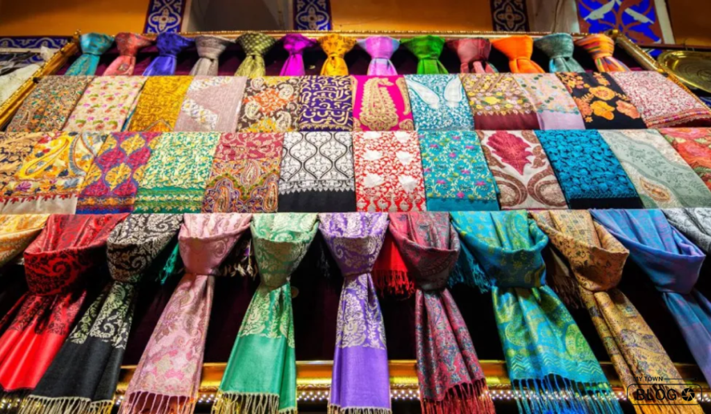 Shopping Places in Manali
