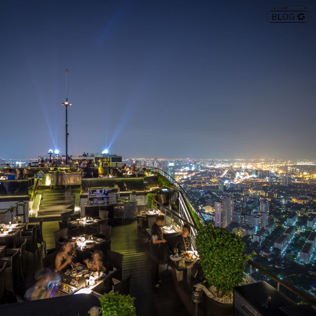 Rooftop Cafes in Agra