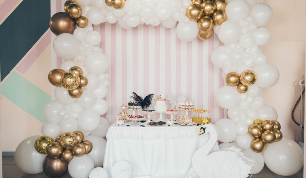 Elevate your Birthday Party Balloon Decorations! Choose from various shapes and sizes to match your theme.