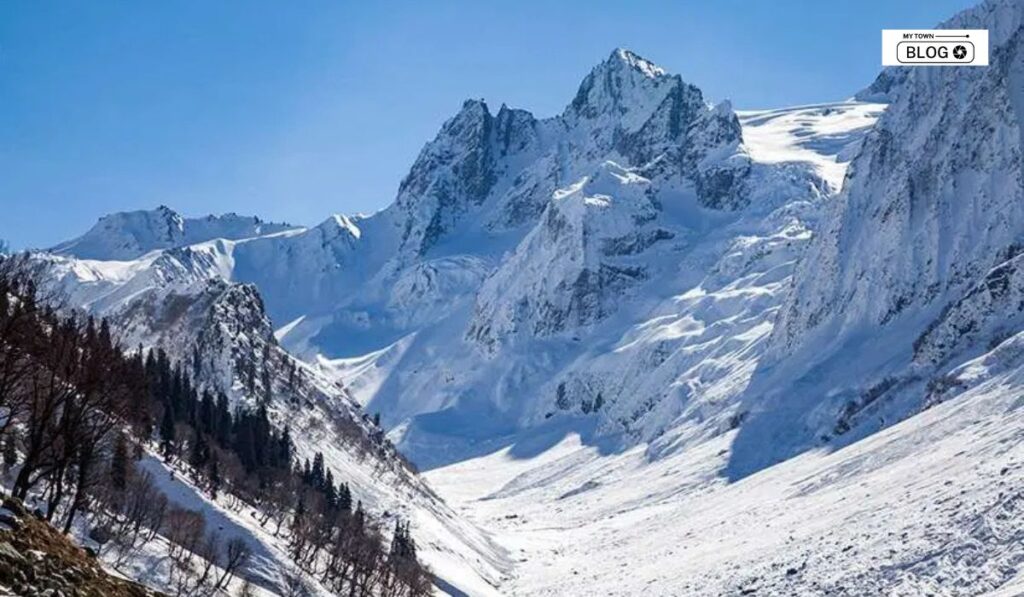 Thajiwas Glacier Trek