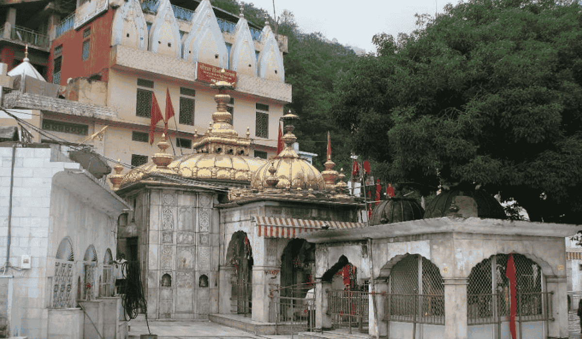 Jwala Devi Temple: History, Festivals, Distance, and Nearby Attractions