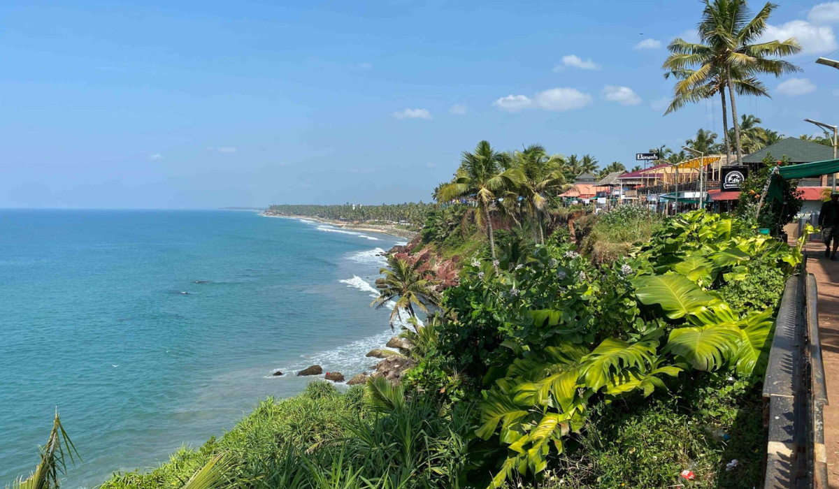 Varkala Cliff: The Ultimate Guide to Kerala’s Seaside Gem