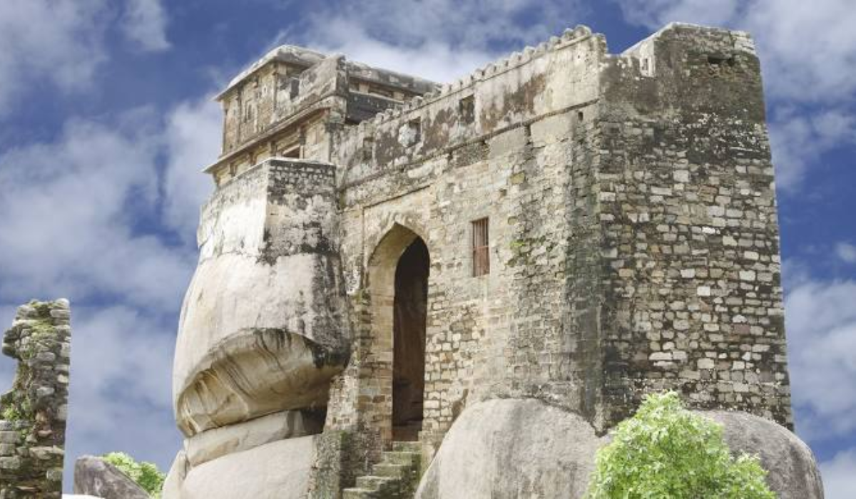 Madan Mahal Jabalpur, Madhya Pradesh: A Historic Fort with Stunning Views
