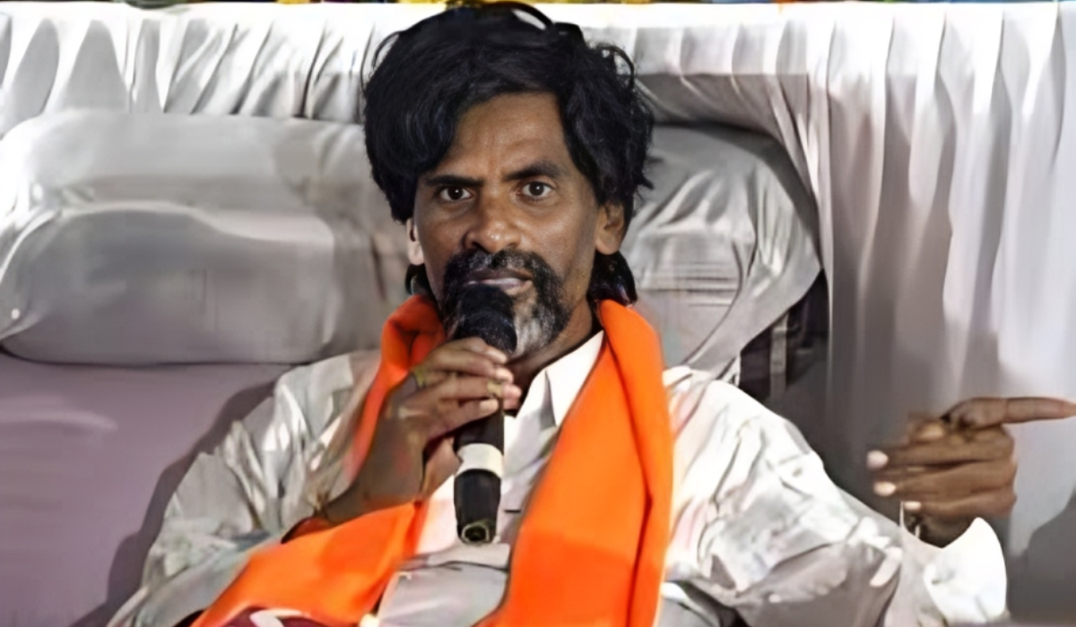 मराठा आरक्षण: महाराष्ट्र सरकार ने मानीं मांगें, मनोज जरांगे पाटिल ने तोड़ा अनशन