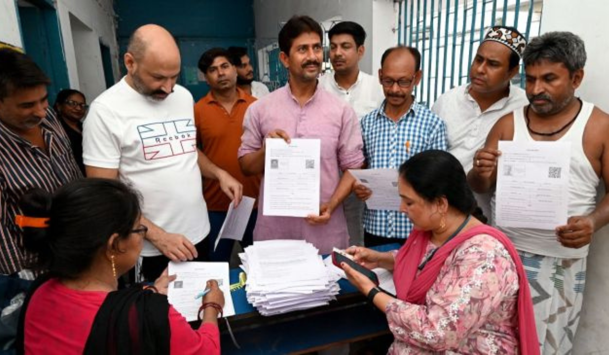 Final Bihar Voter List Shrinks by 6% to 7.42 Crore, Citizenship Checks Found Minimal
